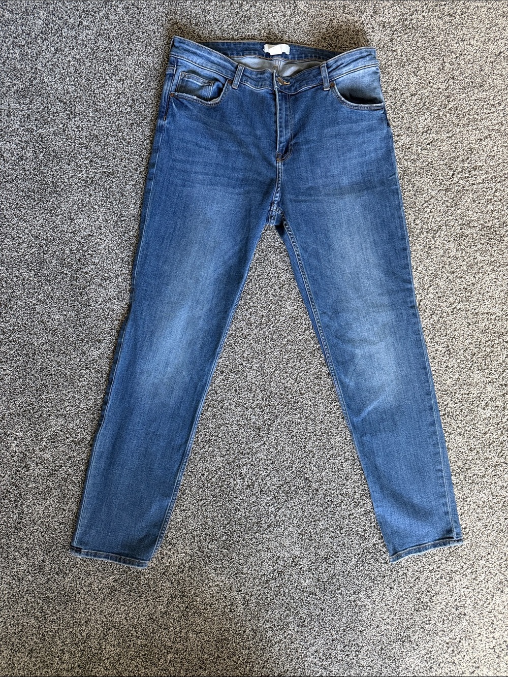 H&M Women’s Skinny leg Jeans in Medium Blue Wash